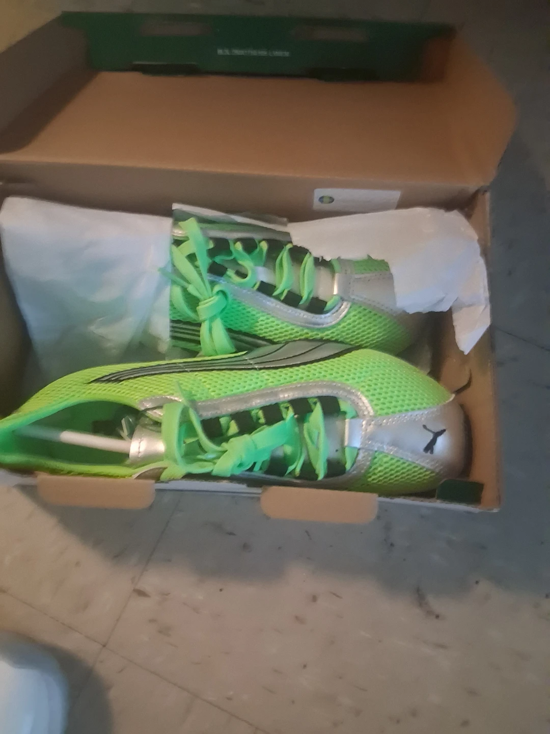 Puma Running Shoes - Neon Green & Silver - photo 3