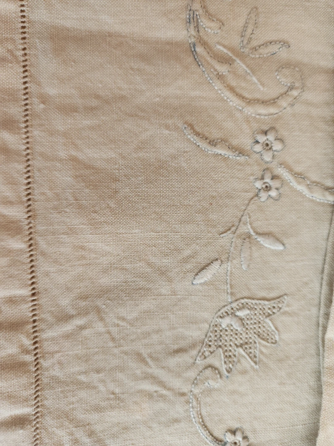 Handmade Embroidered Vintage Linen Bed Sheet Set