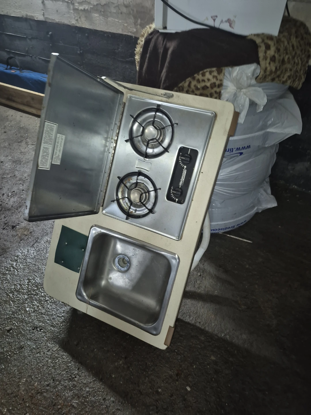 RV Propane Stove and Sink Combo