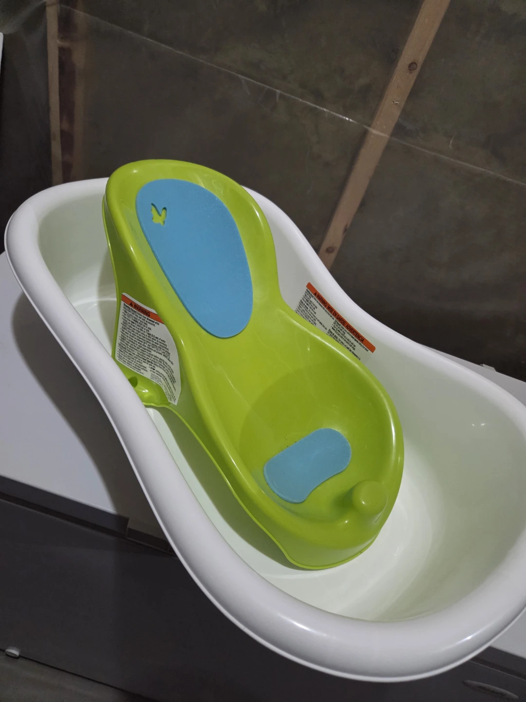 Baby Bath Tub with Infant Support