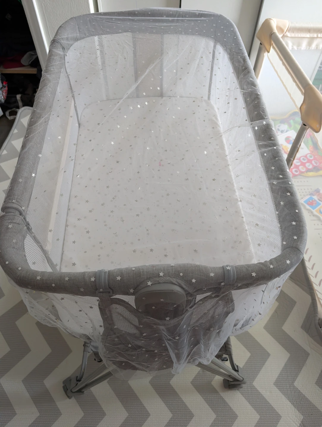 Grey Bassinet , 45 $ - photo 3
