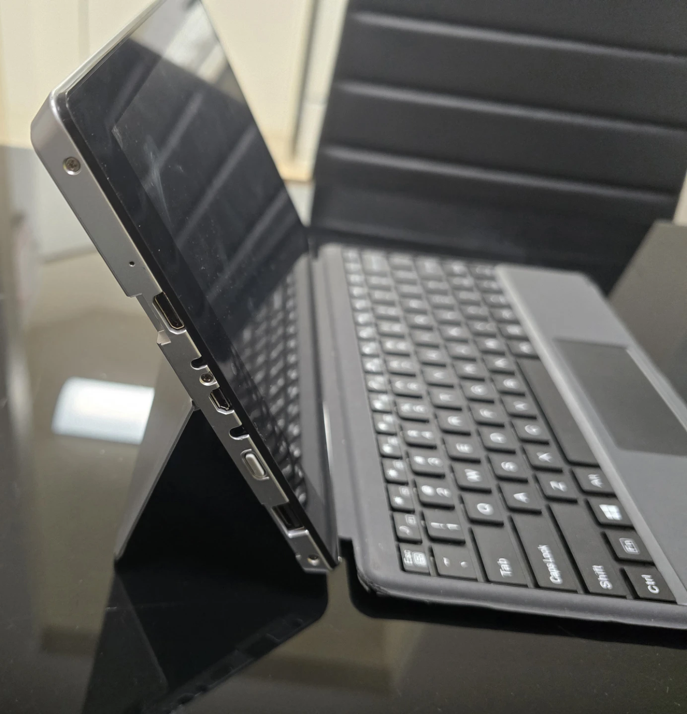 RCA Tablet with Keyboard Case - photo 5