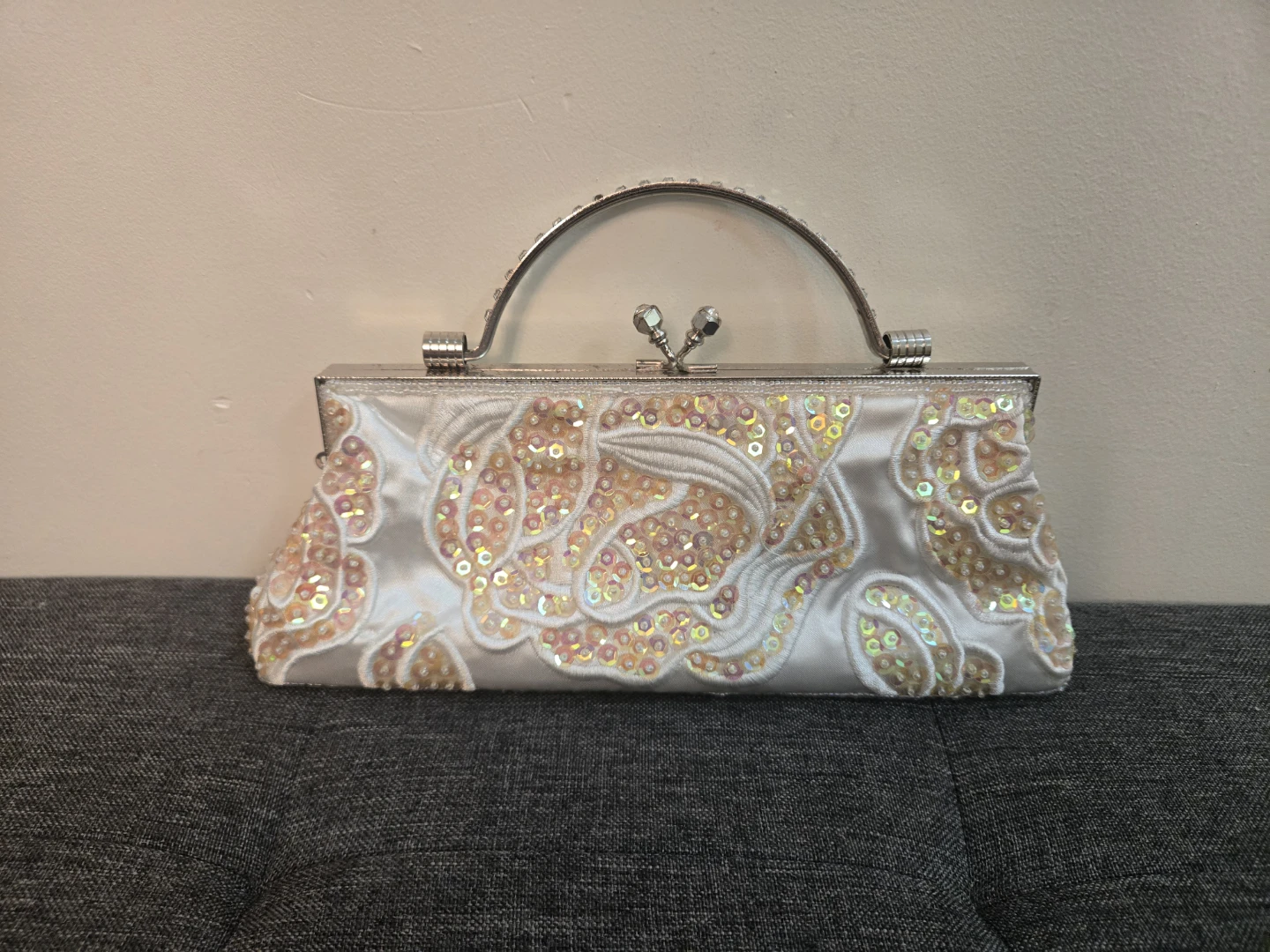 White Beaded & Sequined Clutch Evening Bag