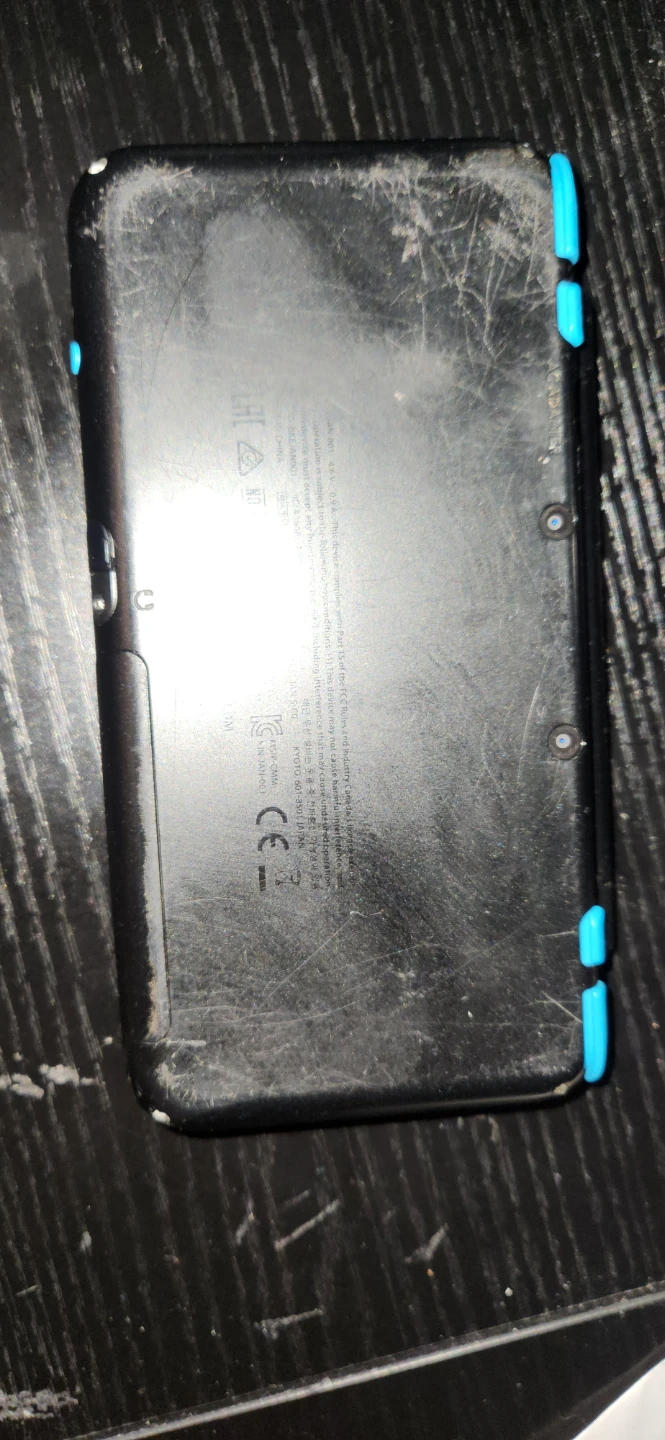 Nintendo 2dS XL - photo 2