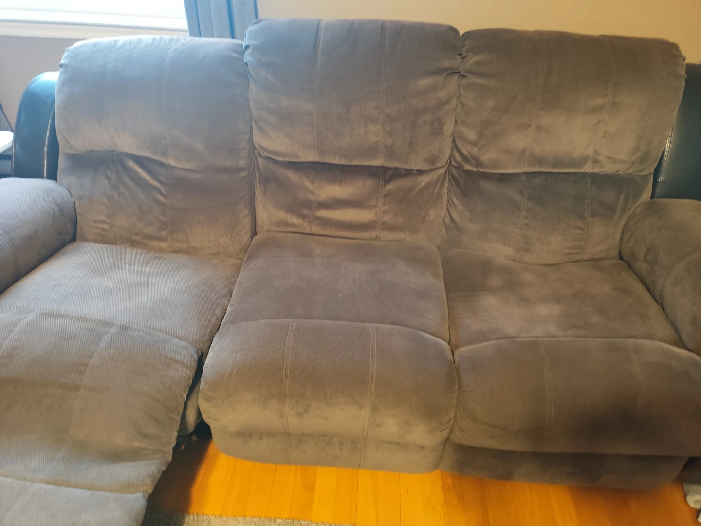 Free: 2 black sofas and 1 recliner, as shown in the photos. - photo 2