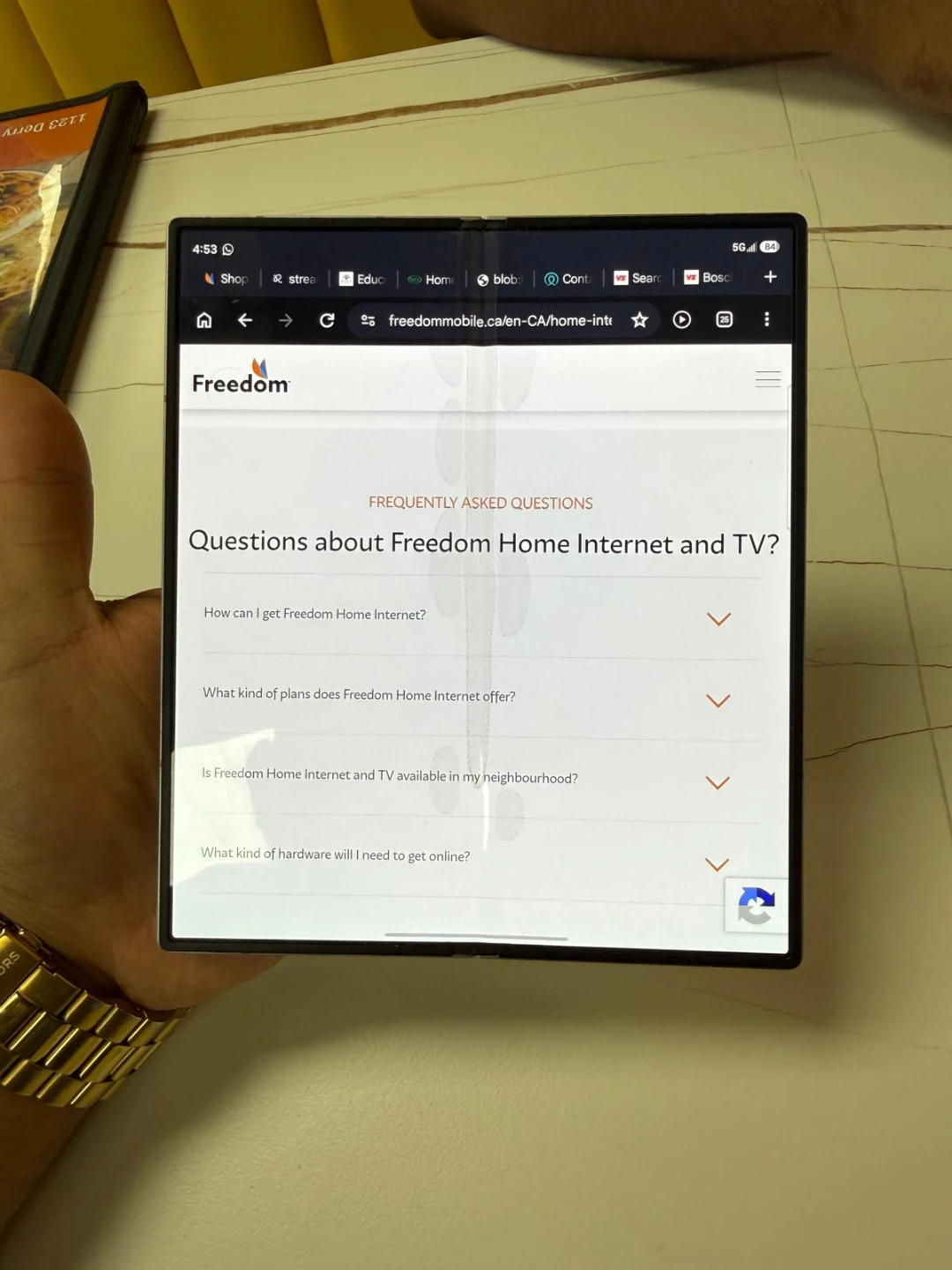 Samsung Galaxy Z Fold 6 – 256GB Silver (Unlocked) - photo 4