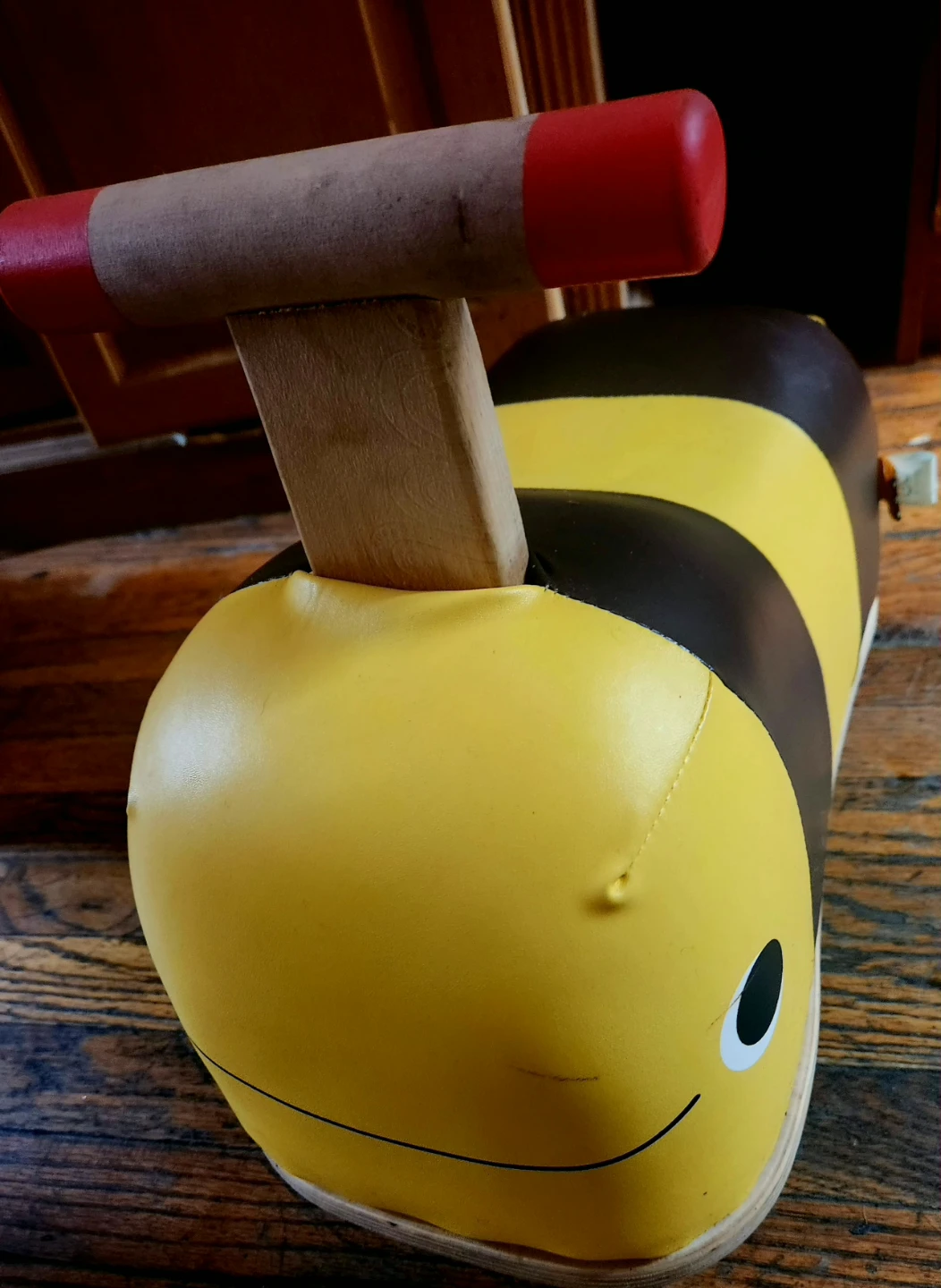 Prince Lionheart Wheely Bug ride-on toy in the Bumblebee style. - photo 2
