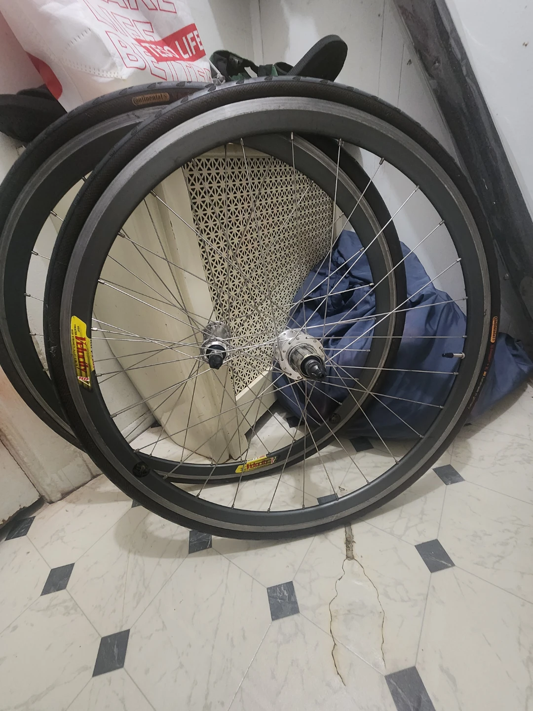 Velocity Deep V Rims Wheelset