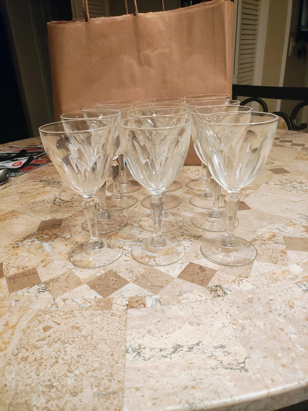 Set of 12 Clear Glass Stemware Wine Glasses - photo 2
