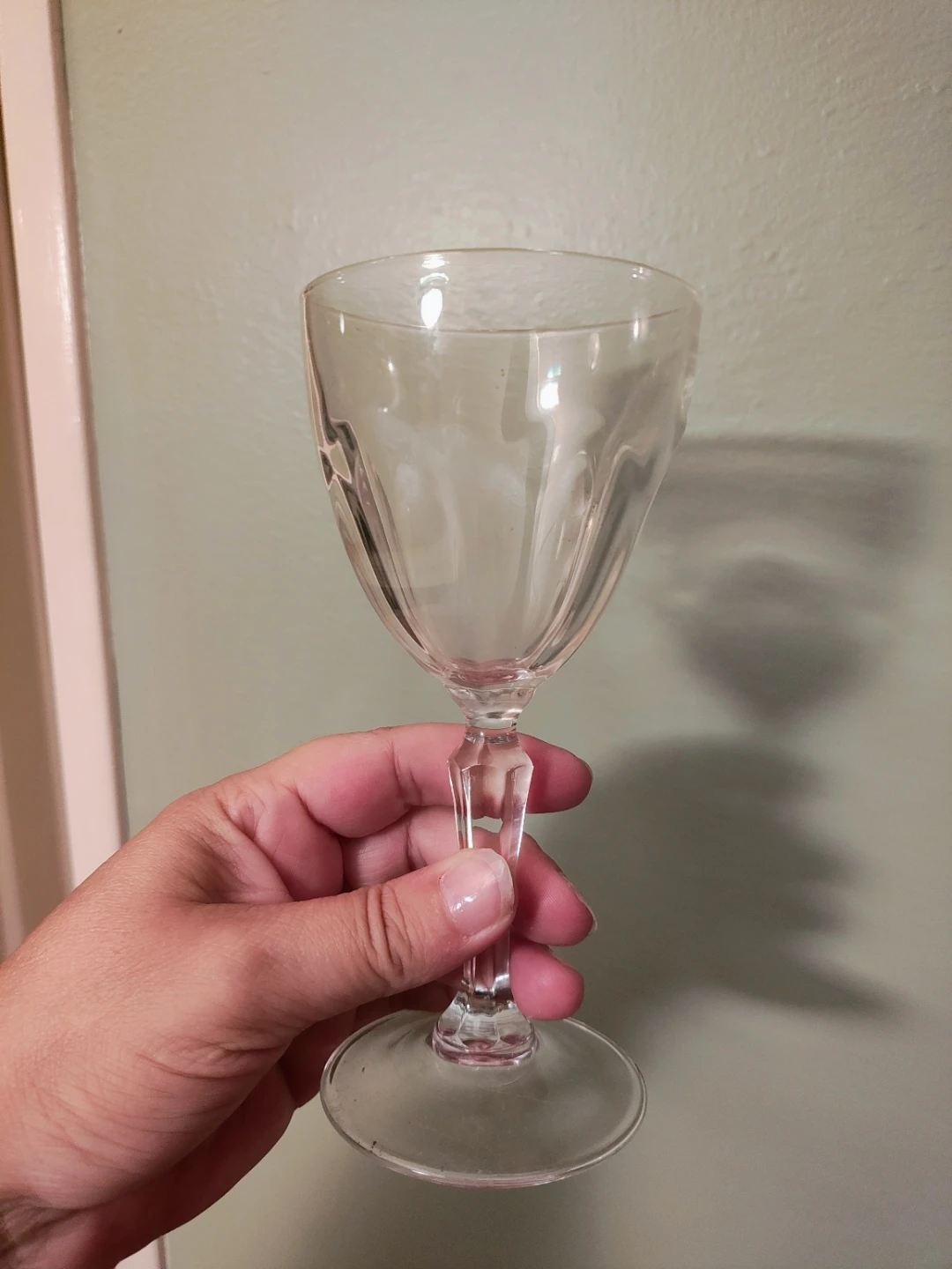 Set of 12 Clear Glass Stemware Wine Glasses - photo 3