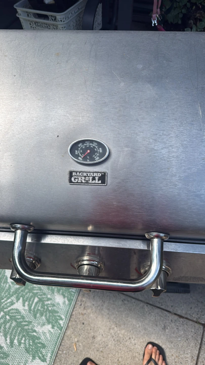 Backyard Grill Propane BBQ - photo 4