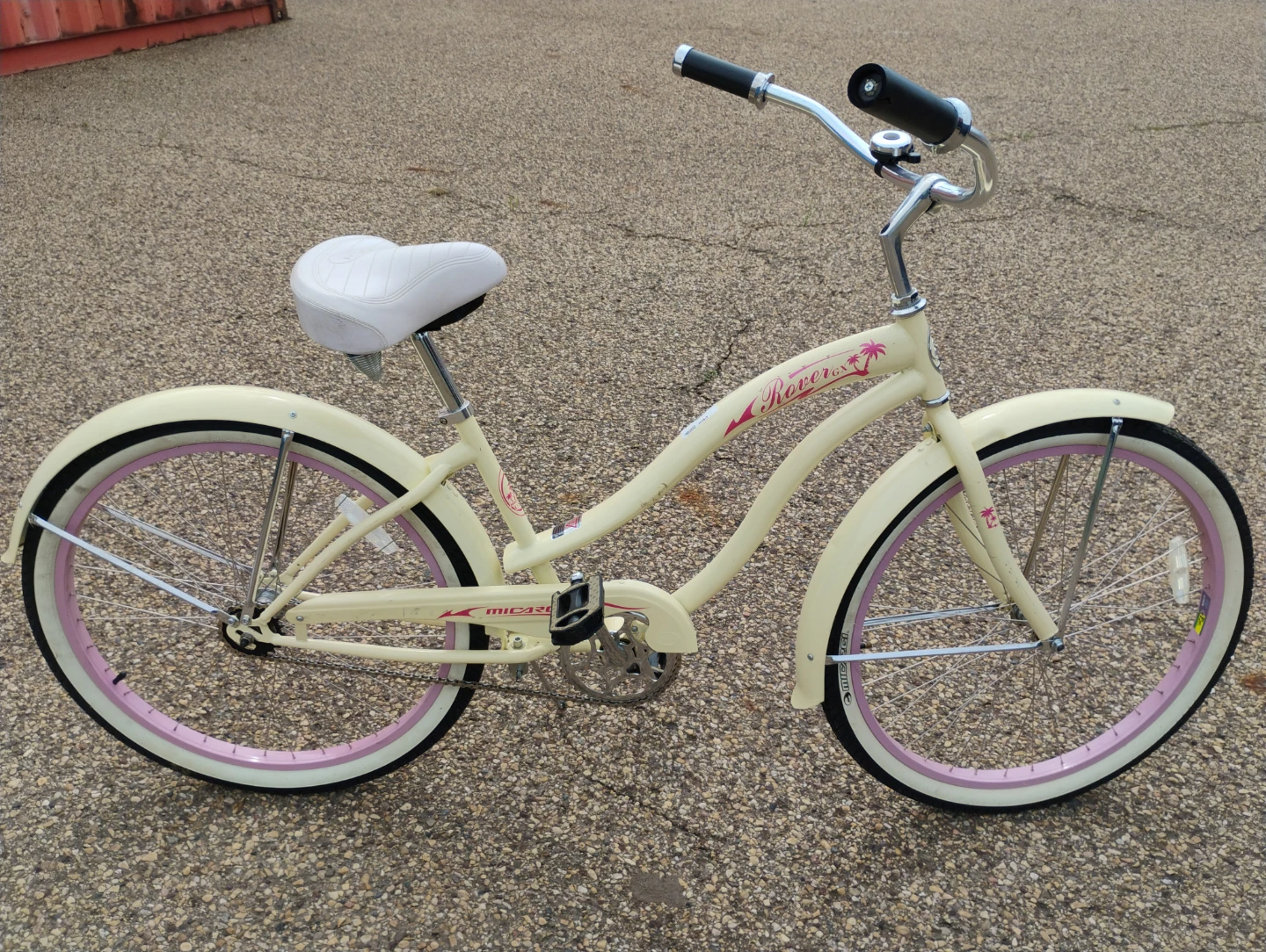 Schwinn Rover Cruiser Bike