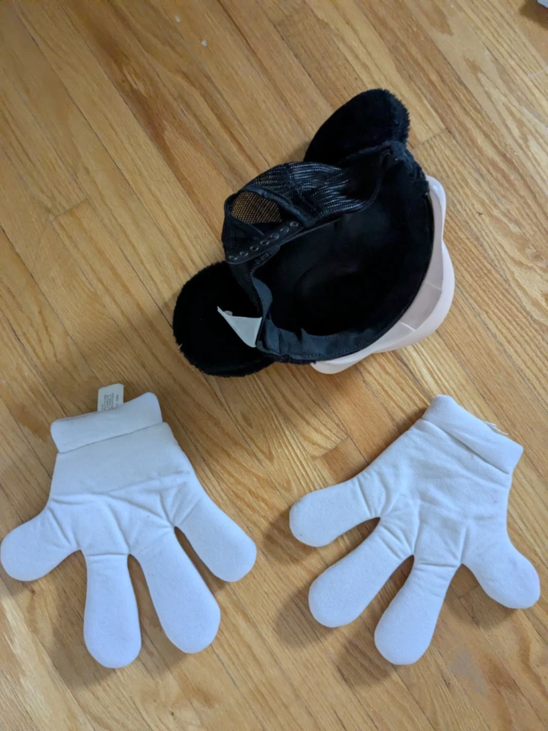 Mickey Mouse Hat and Gloves Costume Set - photo 3