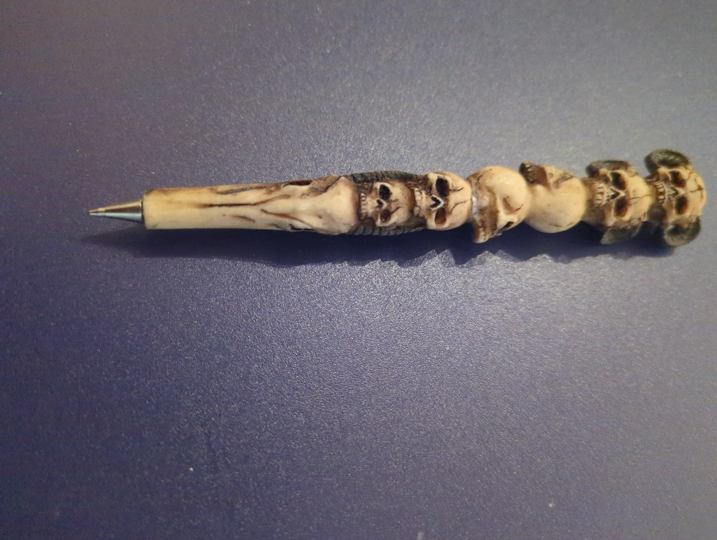 Skull Motif Ballpoint Pen - photo 2