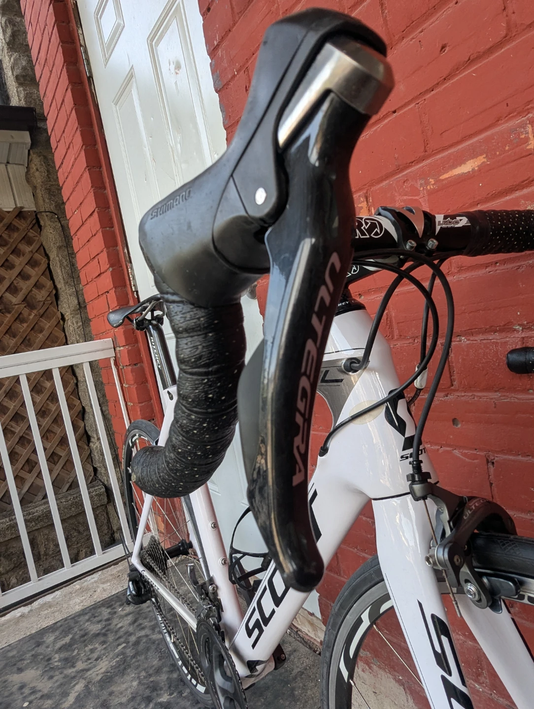 Scott Carbon Road Bike - photo 3