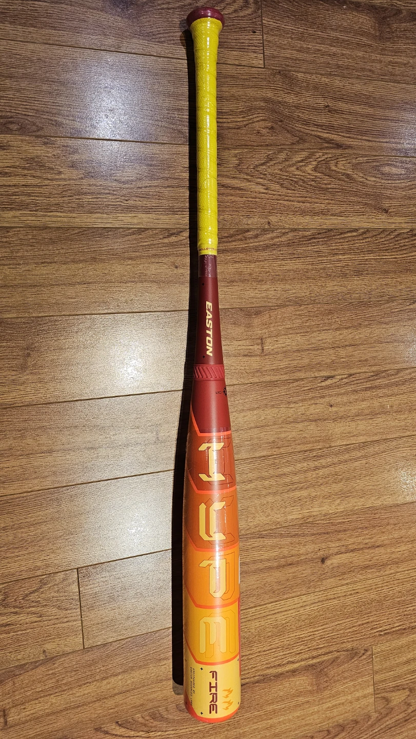 Brand new 2025 Easton Hype Fire -5 32/27