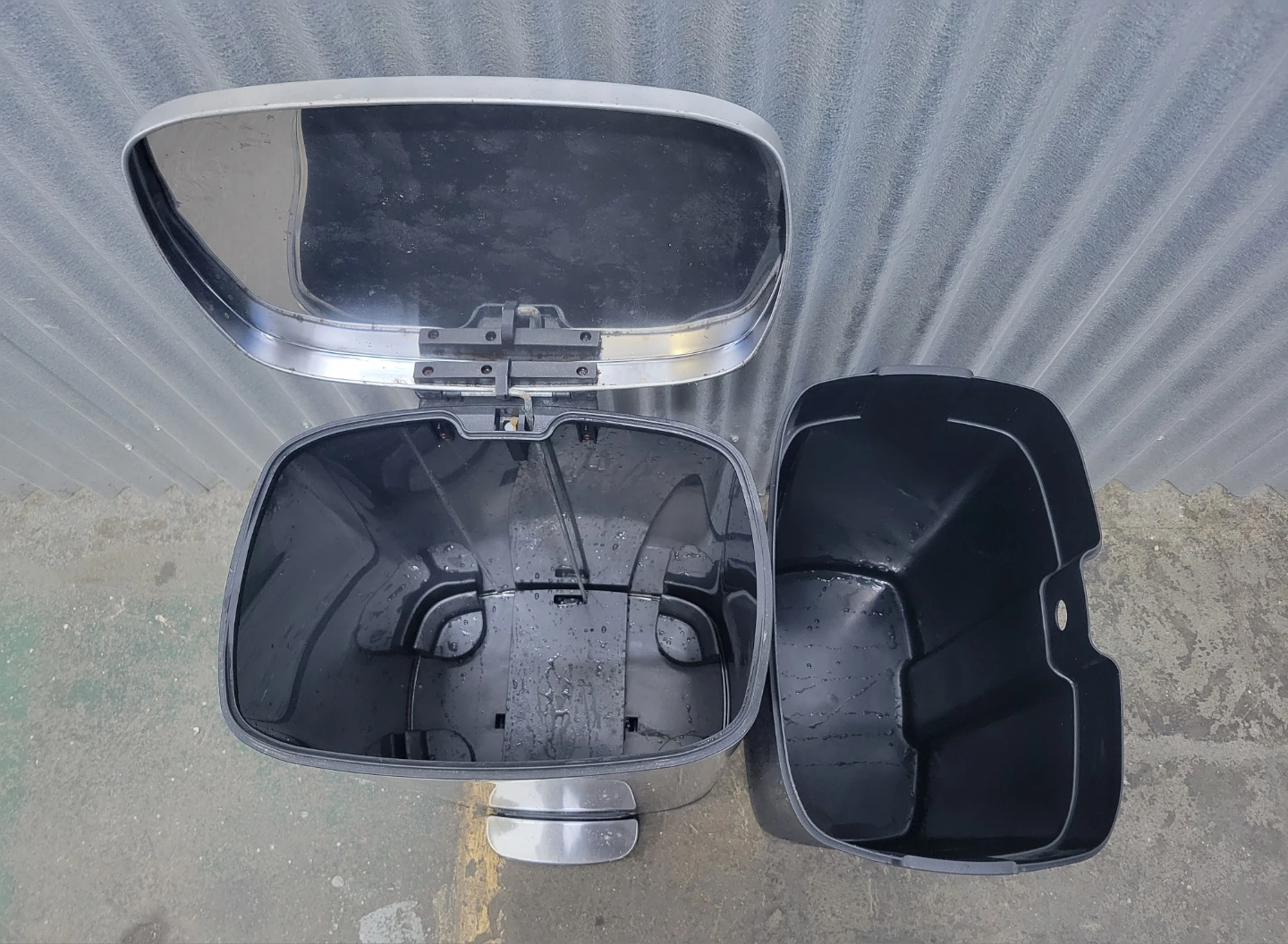 Big Stainless Steel Step Trash Can - photo 3