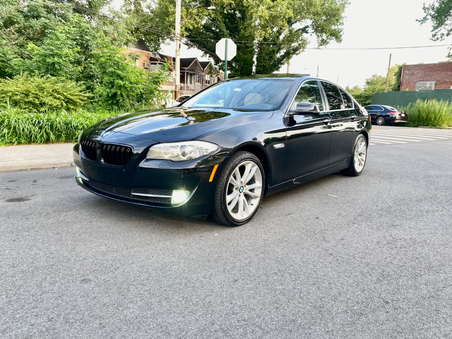 BMW 528i 2013 XDrive Sedan