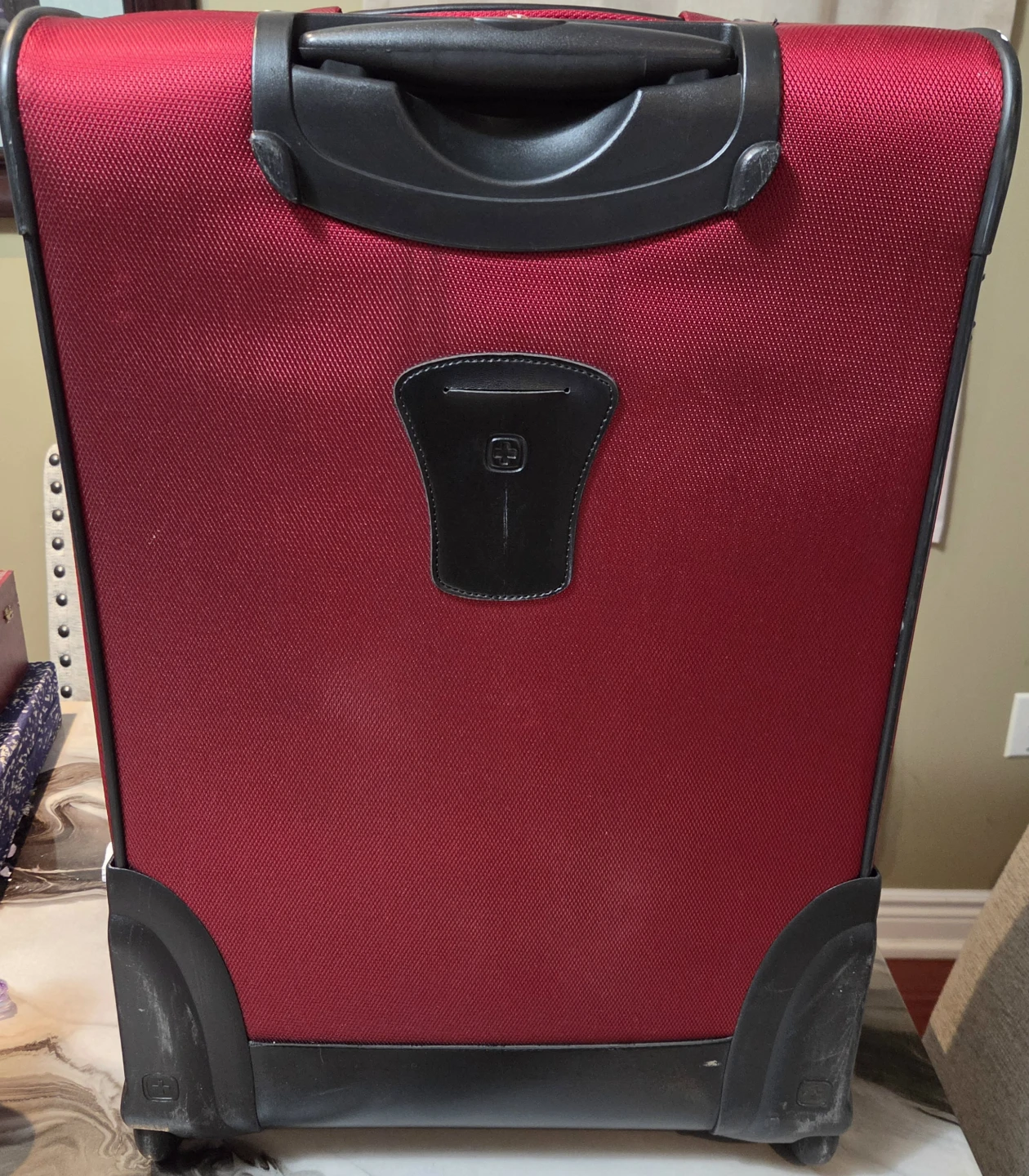 Wenger Red Rolling Luggage Suitcase - photo 2