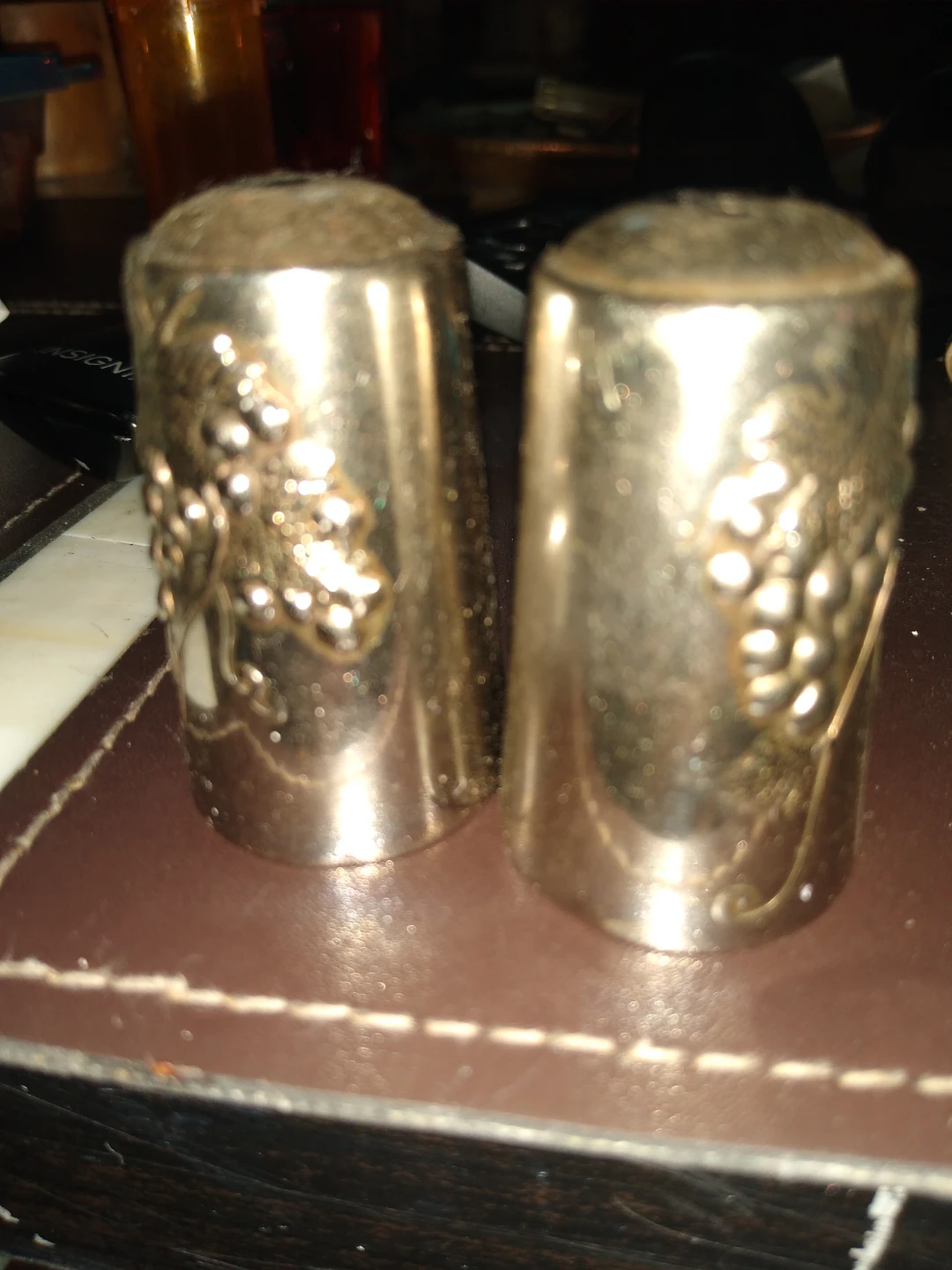 Vintage salt and pepper shakers - photo 2
