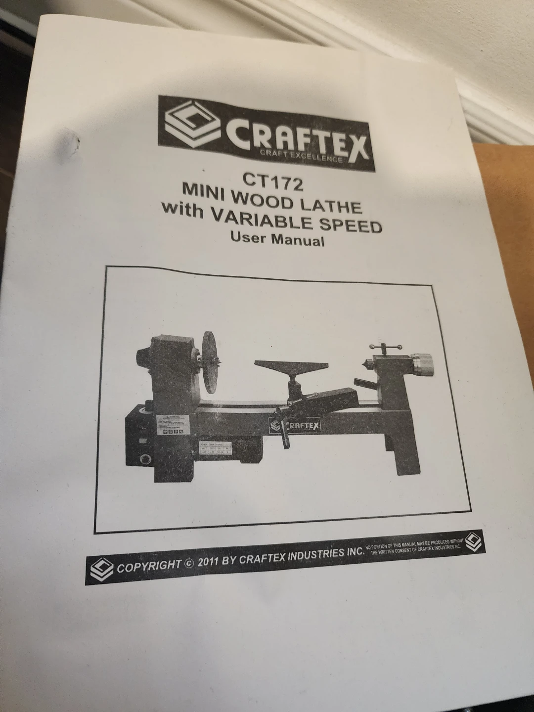 Craftex CT172 Mini Wood Lathe with Variable Speed - photo 3