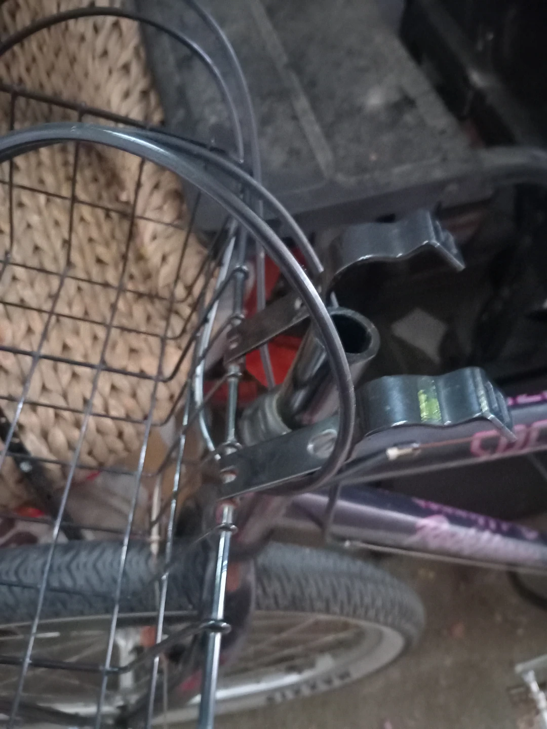 Specialized Rockhopper Mountain Bike - photo 3