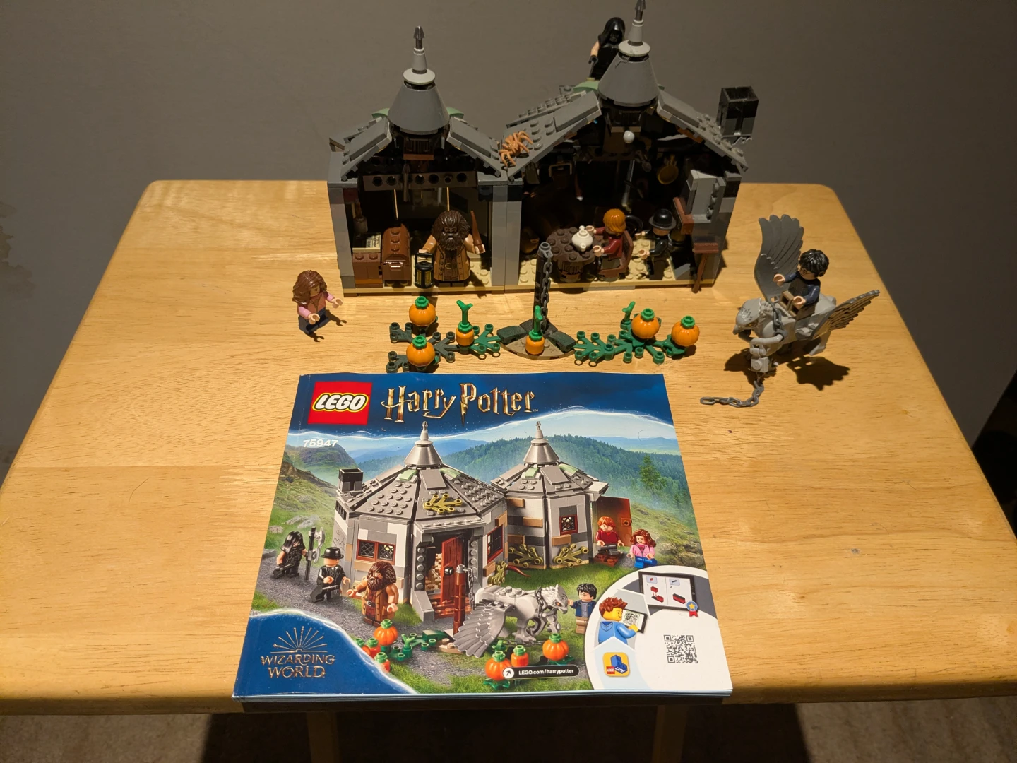 LEGO Harry Potter Hagrid's Hut 76427 - photo 2
