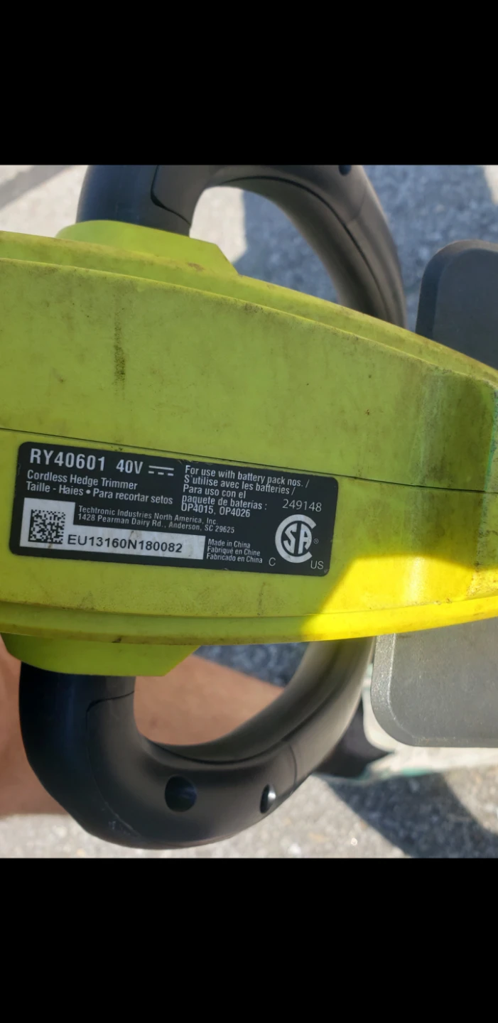 Ryobi RY40601 40V Cordless Hedge Trimmer - photo 2