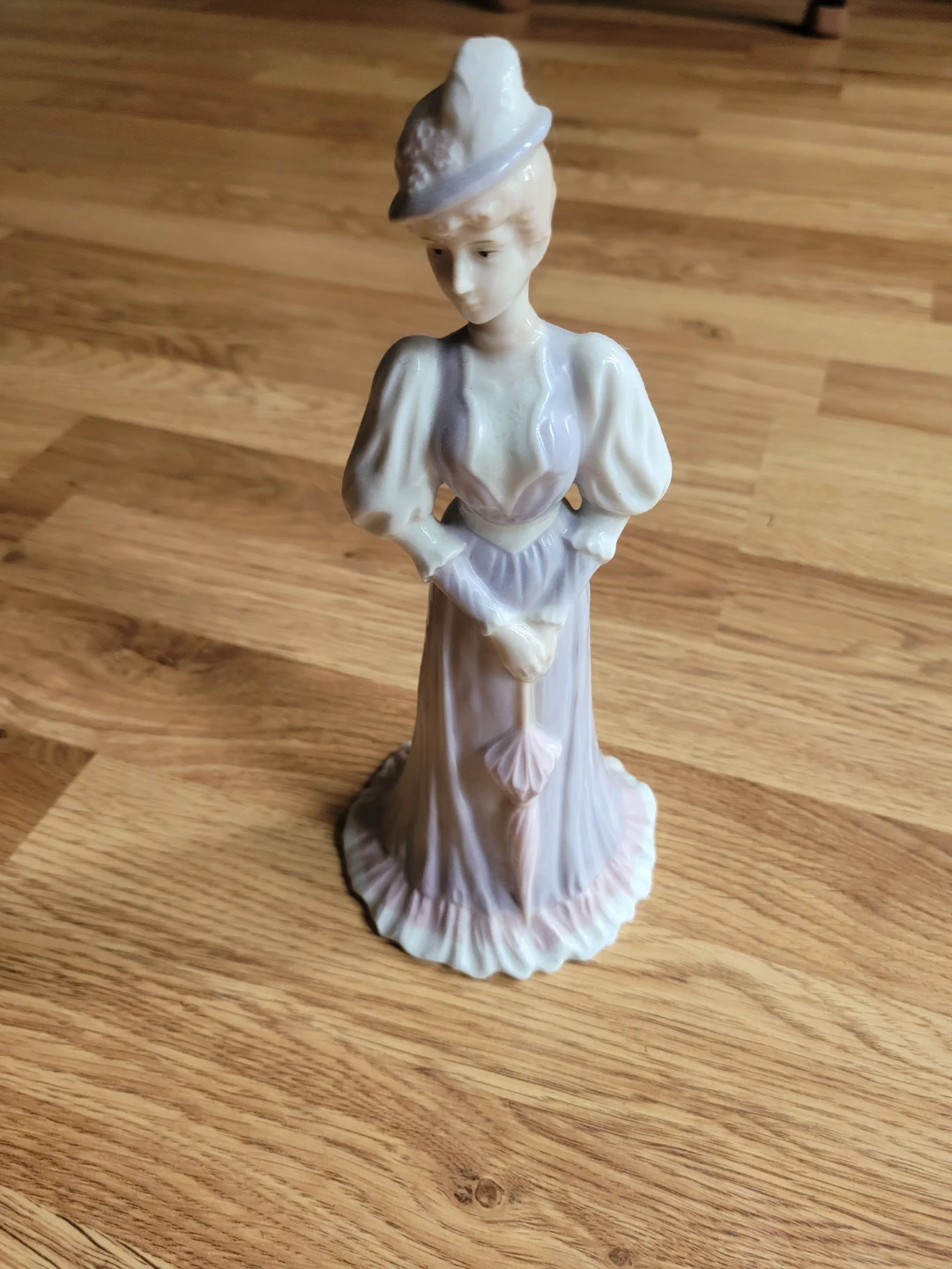 Vintage Ceramic Lady Figurine