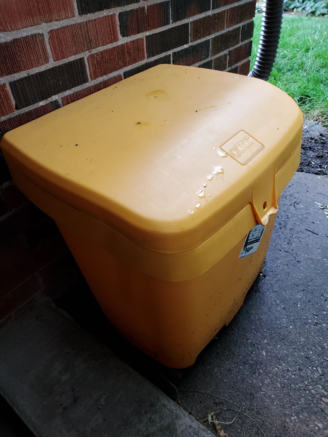 Outdoor Storage Bin
