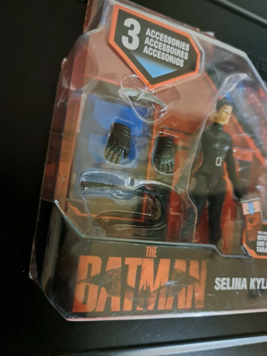The Batman Selina Kyle Action Figure & Hot Wheels Batmobile - photo 3