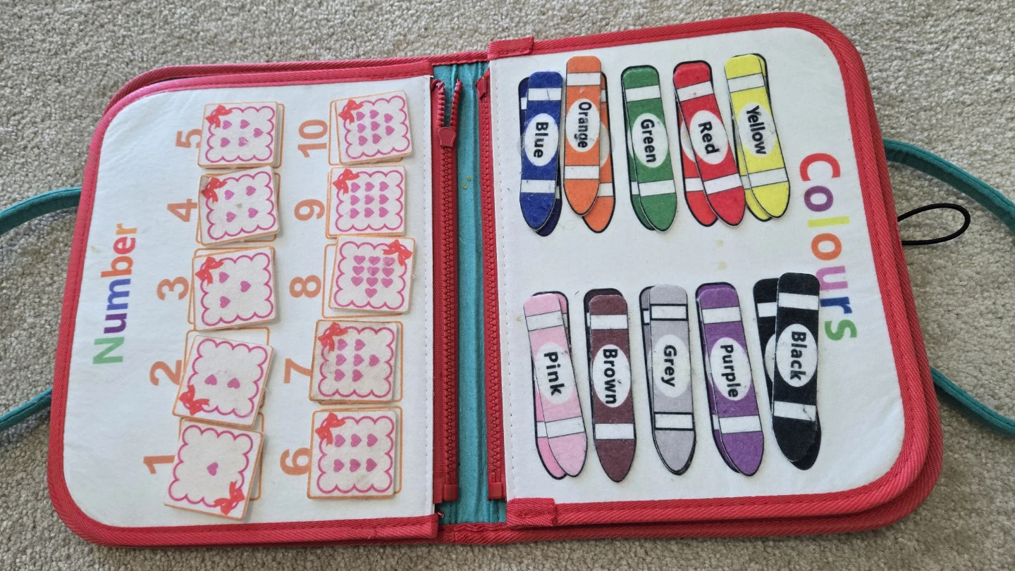 3 sets of toys : Busy Activity Book, animal figures, shape game - photo 3