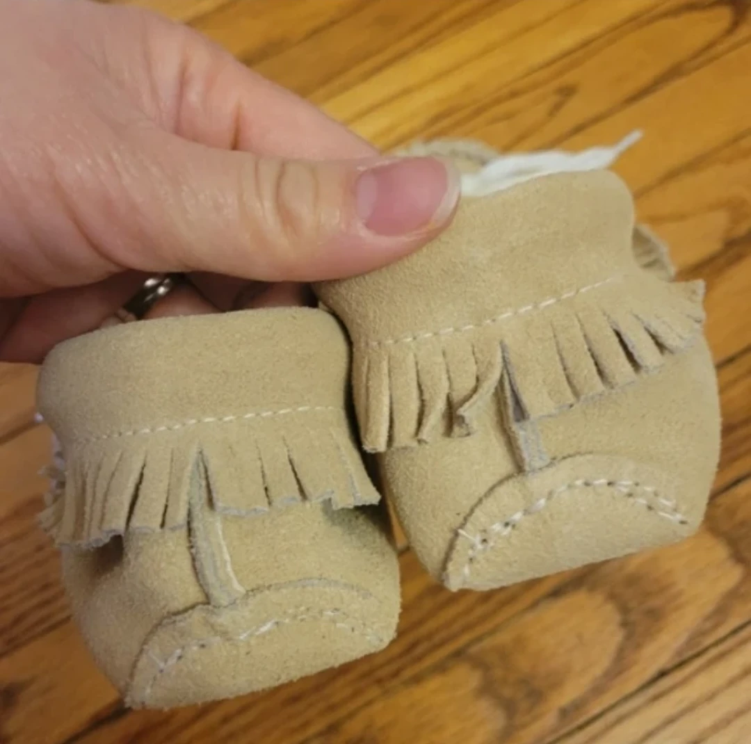 NEW sz 7 women's leather Laurentian Chief moccasins - photo 4