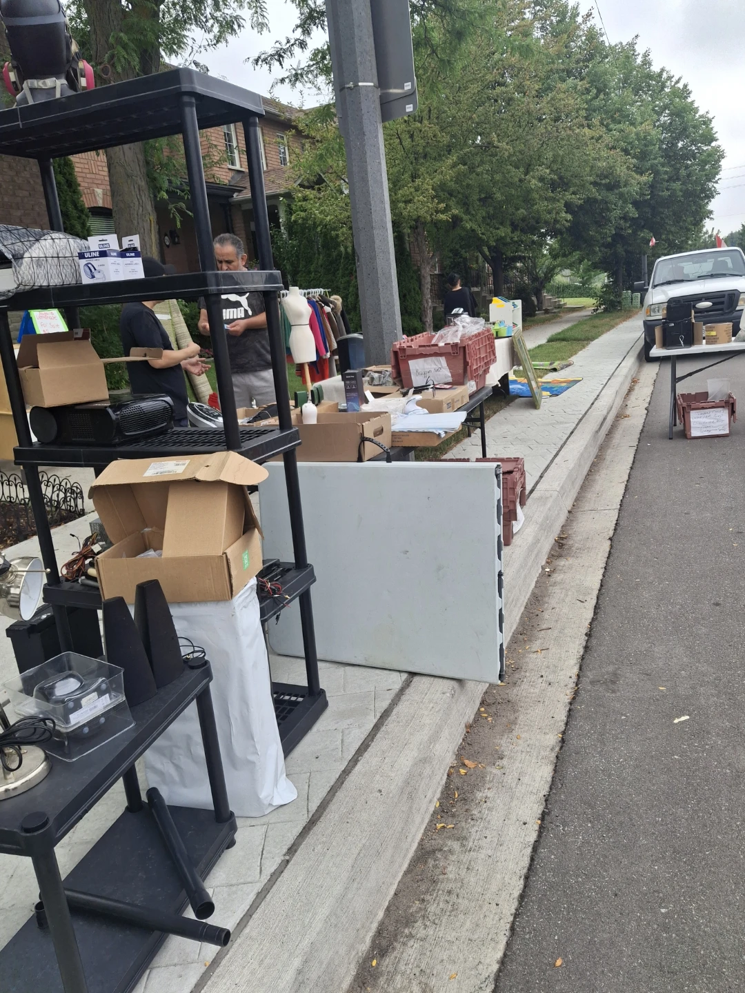 Garage sale this weekend - photo 4