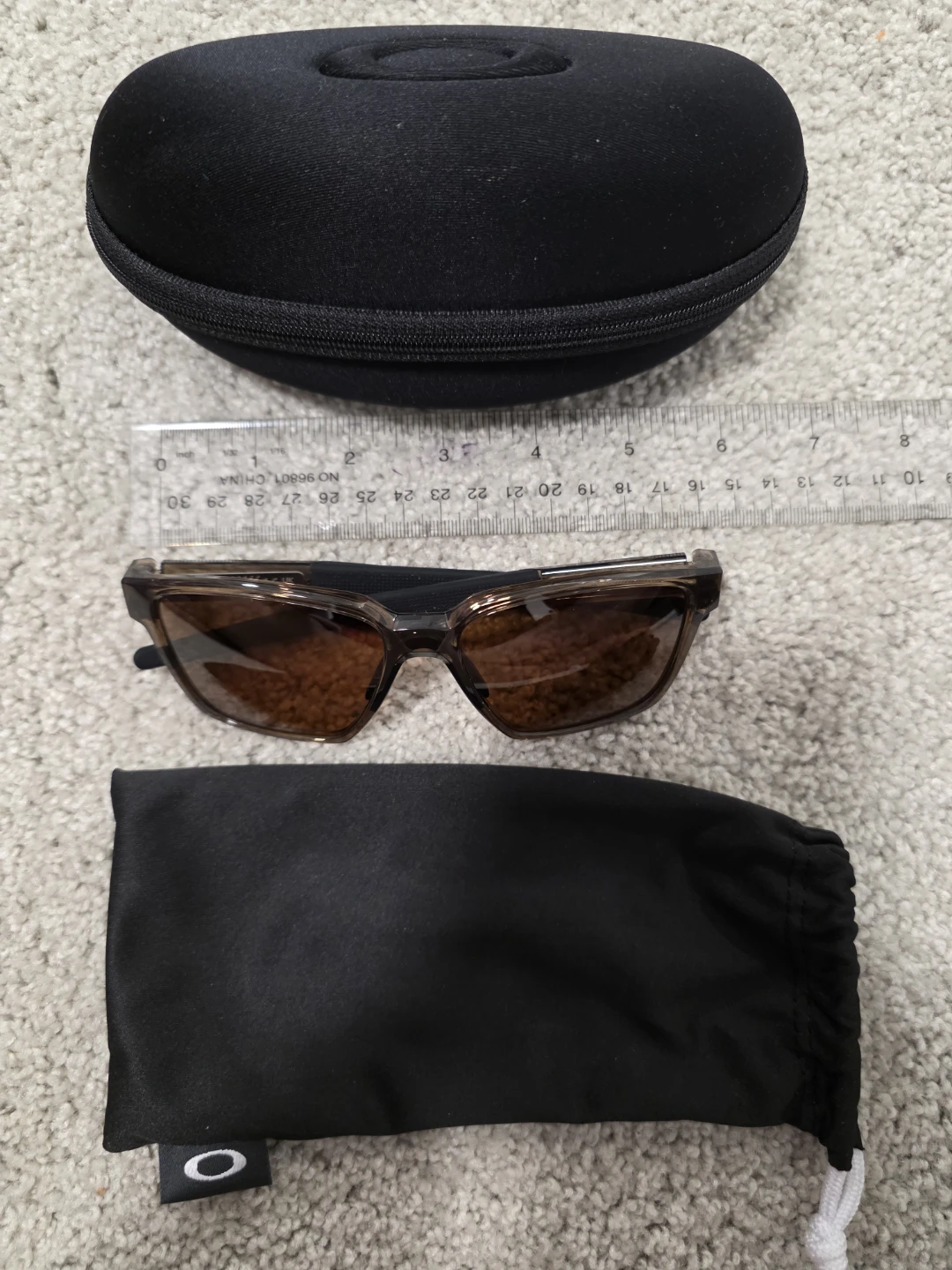 Oakley Actuator Sunglasses with Case - photo 3