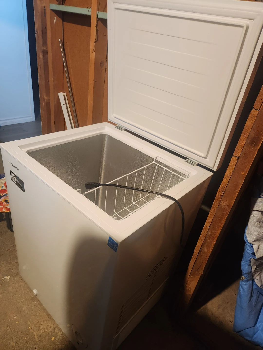 Hisense Chest Freezer - photo 3