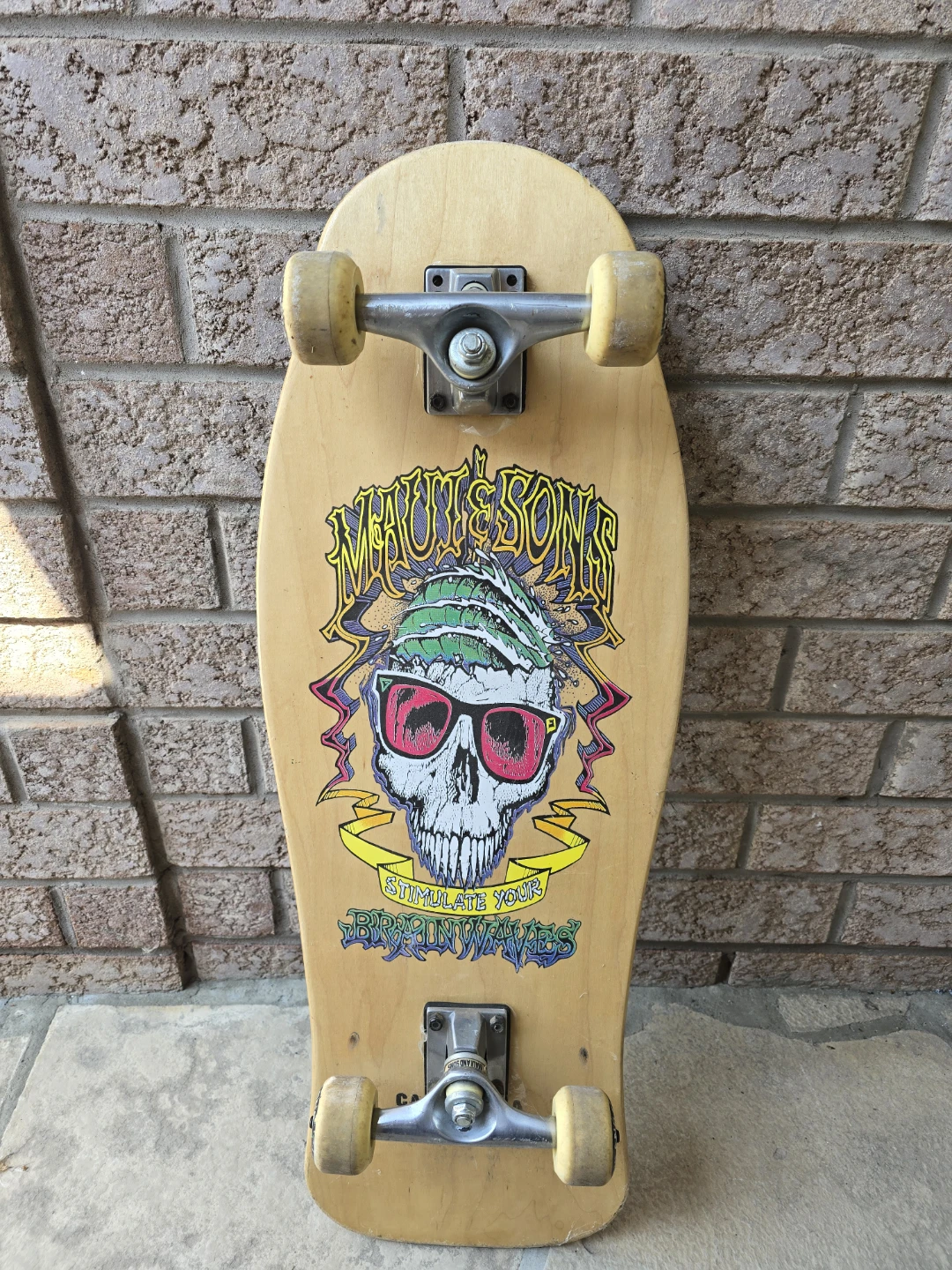 Maui & Sons Skateboard