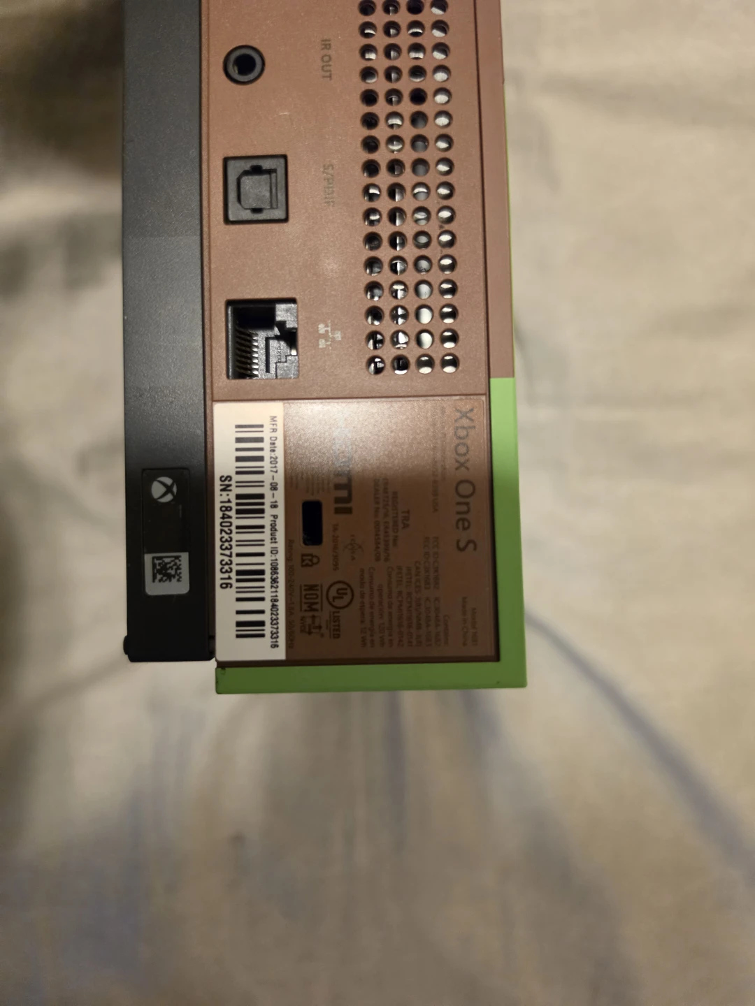 XBOX ONE S 1TB MINECRAFT EDITION (RARE) - photo 5