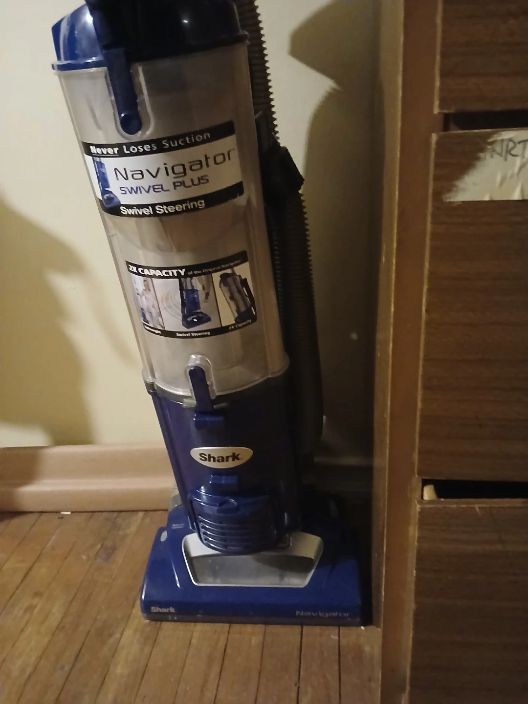 Shark Navigator Swivel Plus Upright Vacuum - photo 2