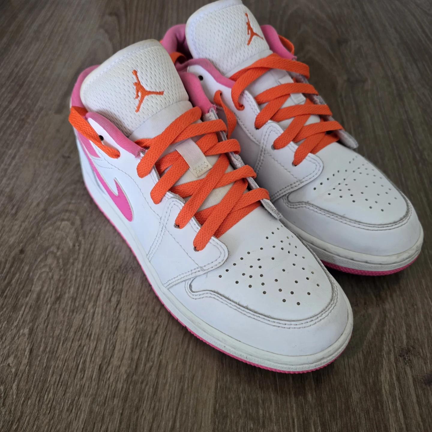 Nike Air Jordan 1 Low White Pink Orange GS - photo 4
