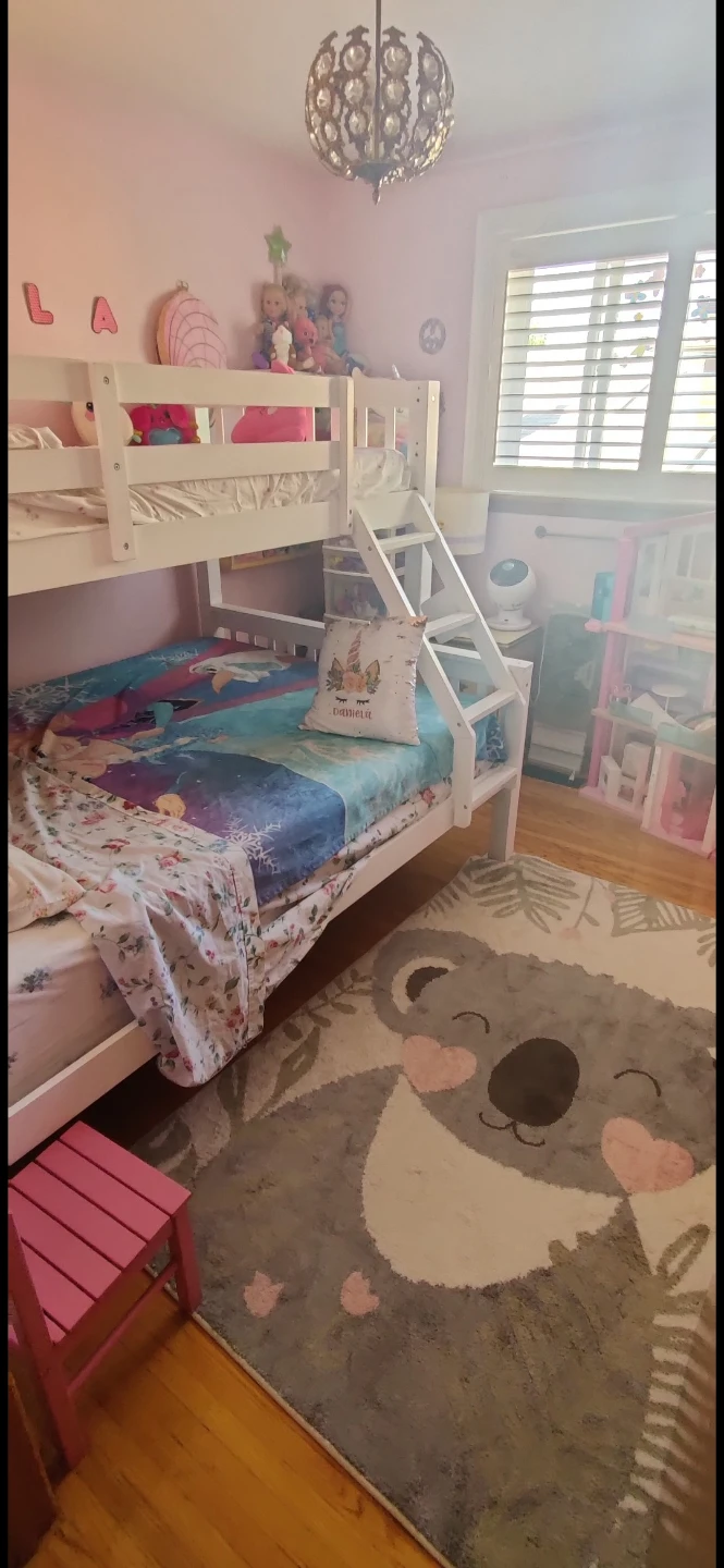 Twin over Full Bunk Bed with top matress