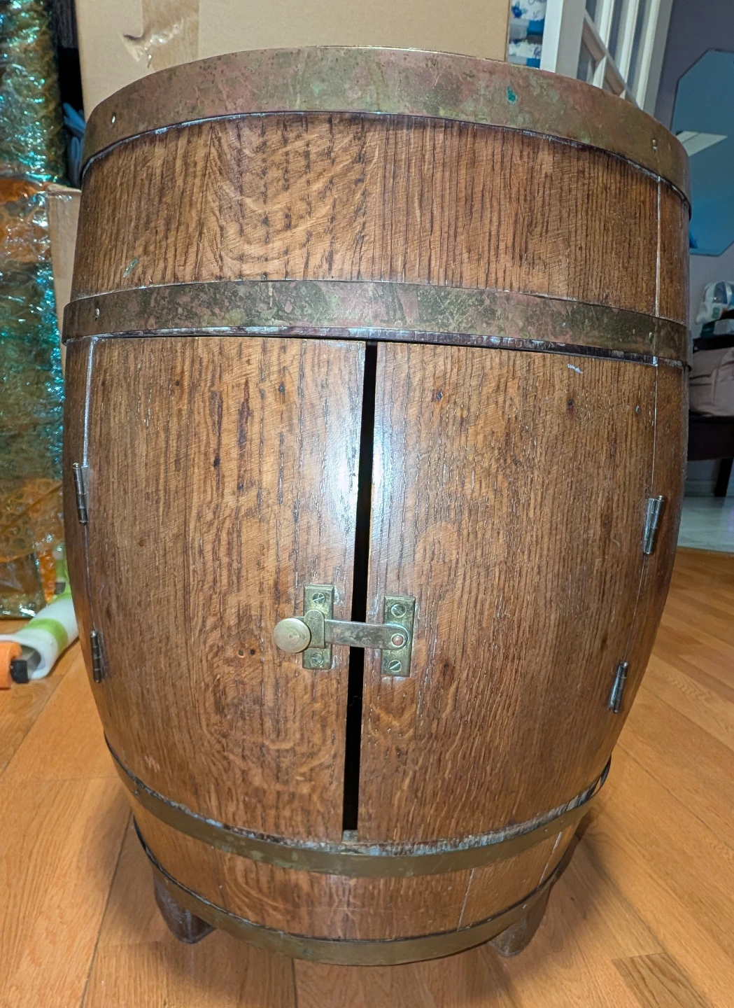 Vintage EXFA novelty mini barrel bar cabinet - photo 2