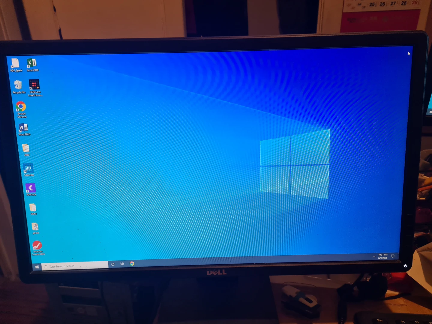 Dell LCD Monitor - photo 2