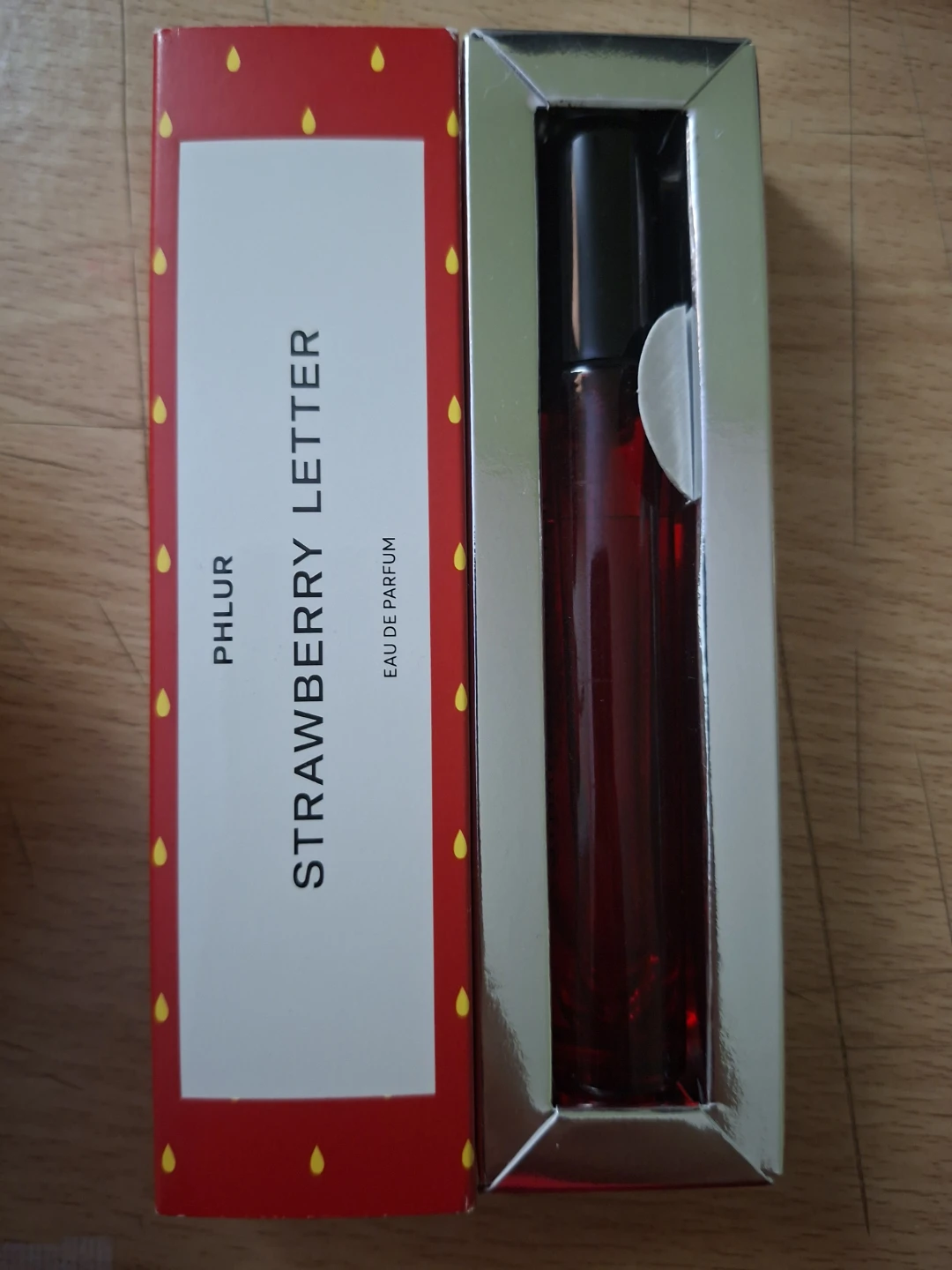 PHLUR Strawberry Letter Eau de Parfum Rollerball - photo 2