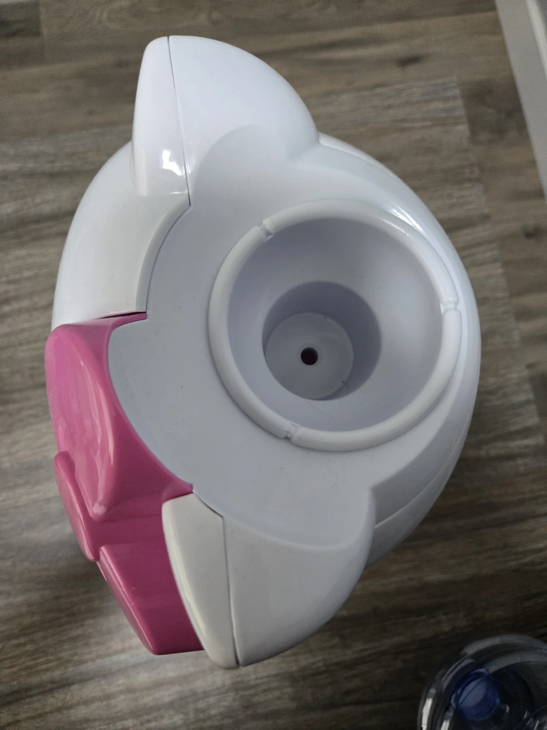 Hello Kitty Tabletop Water Dispenser - photo 3