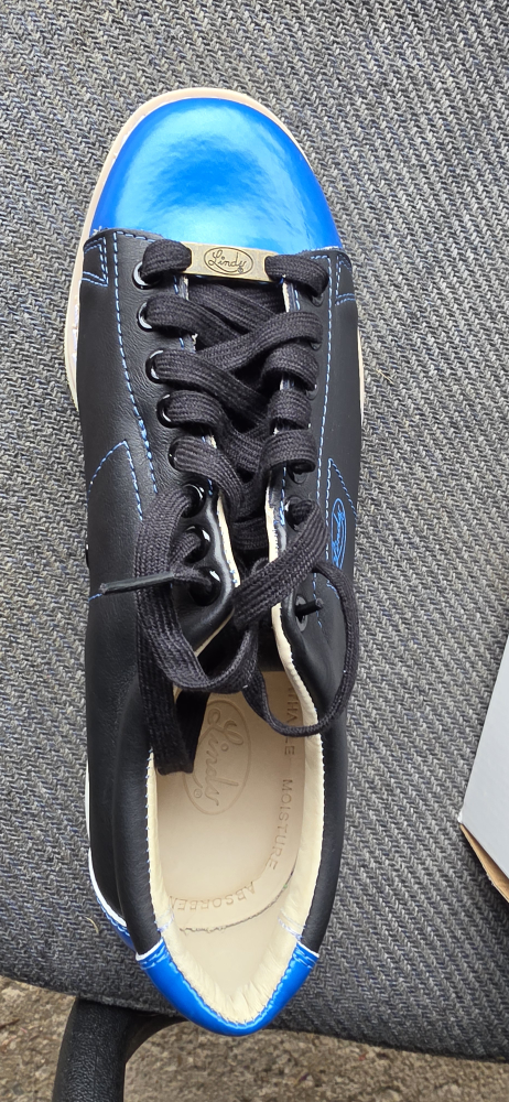 bowling shoes - photo 3