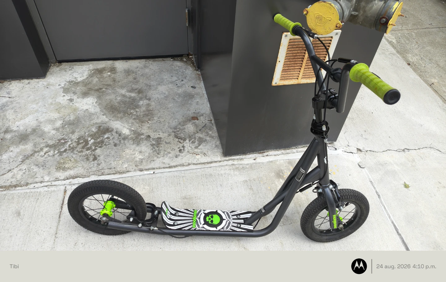 Mongoose Black and Green Skull Scooter