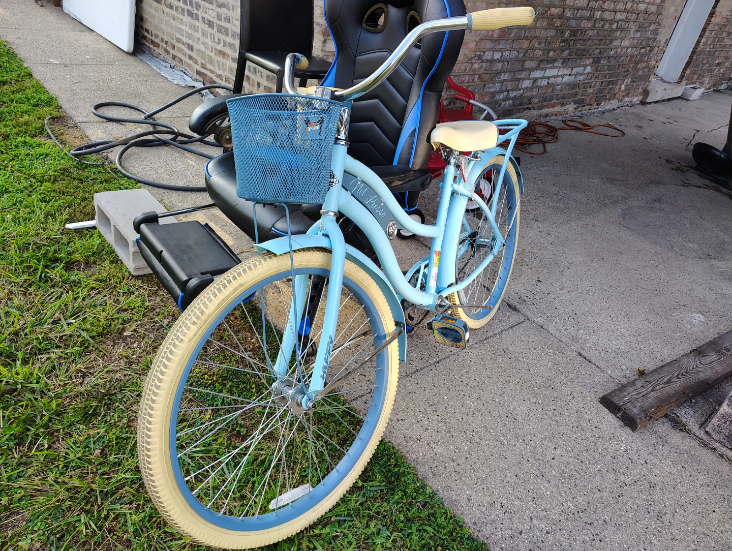 Huffy Nel Lusso  Cruiser Bike - photo 3