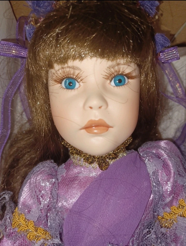 Paradise collection porcelain doll - photo 3