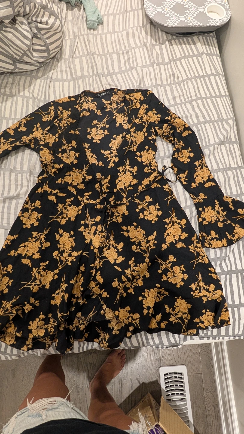 SHEIN Floral Wrap Dress